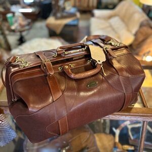 Classic Brown Leather Duffel Bag for Men — No5 Grip Bag Colonel Littleton